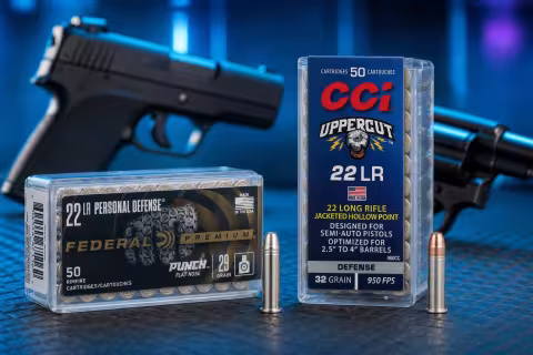 Náboje Federal Punch a CCI Uppercut .22 LR s plochou a dutinovou strelou.